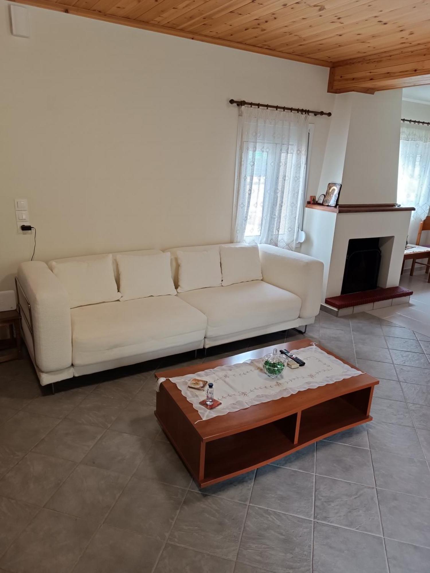 Chrysa'S House Apartment Aígion Ngoại thất bức ảnh
